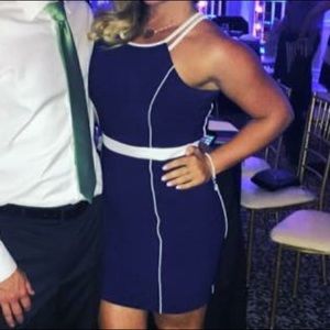 GUESS Navy & White Bodycon Dress Size 10 Worn Once